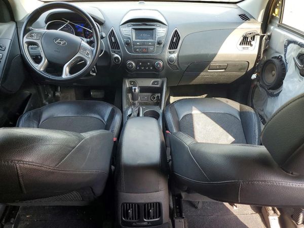 2015 HYUNDAI TUCSON