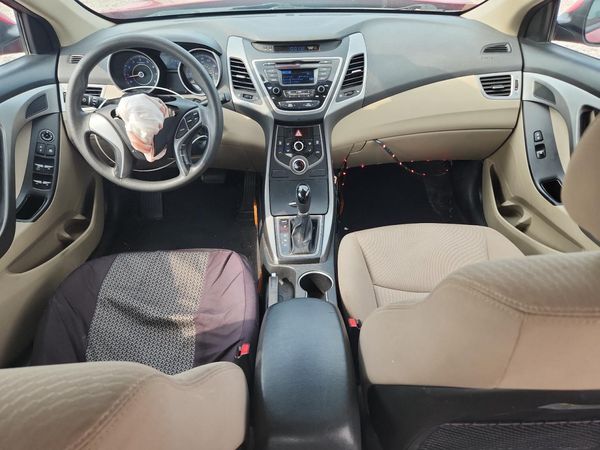 2016 HYUNDAI ELANTRA