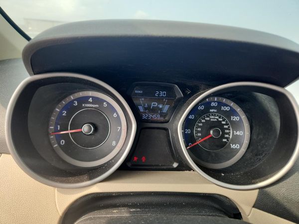 2016 HYUNDAI ELANTRA