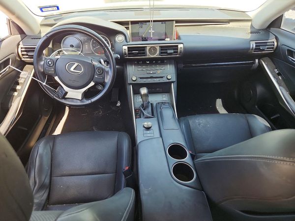 2016 LEXUS IS
