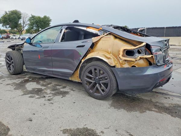 2021 TESLA MODEL S