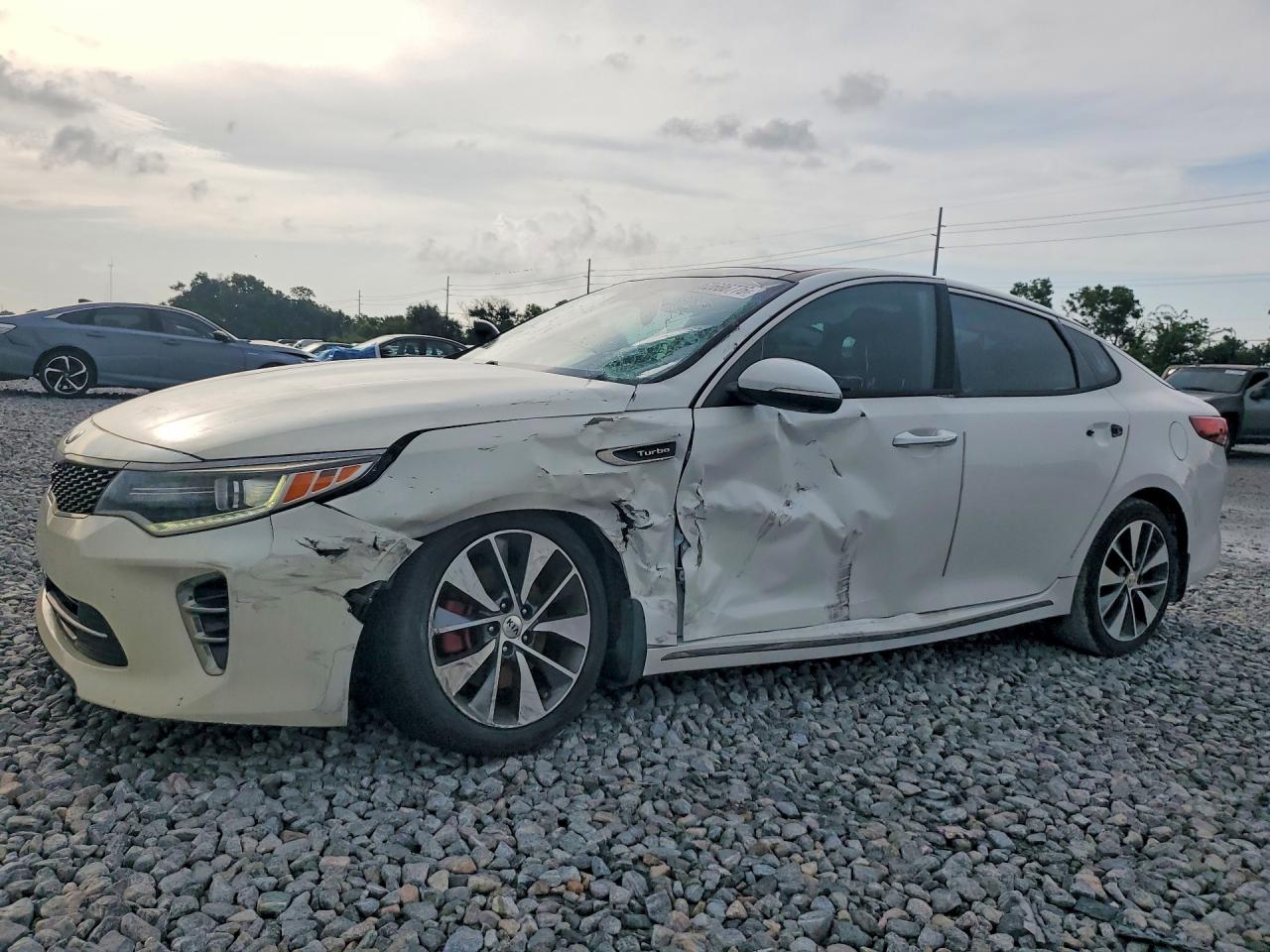 2016 KIA OPTIMA HGS