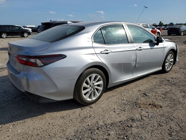 2023 TOYOTA CAMRY