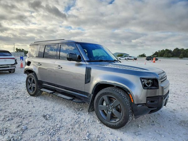 2024 LAND ROVER DEFENDER 110 X-Dynamic SE