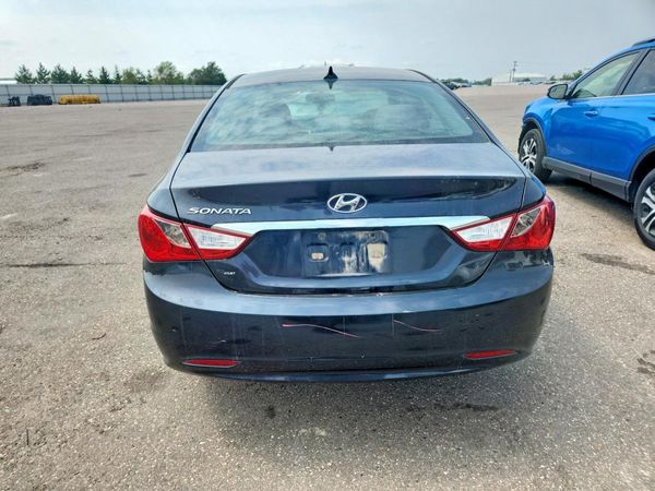 2013 HYUNDAI SONATA GLS/ GLS Popular