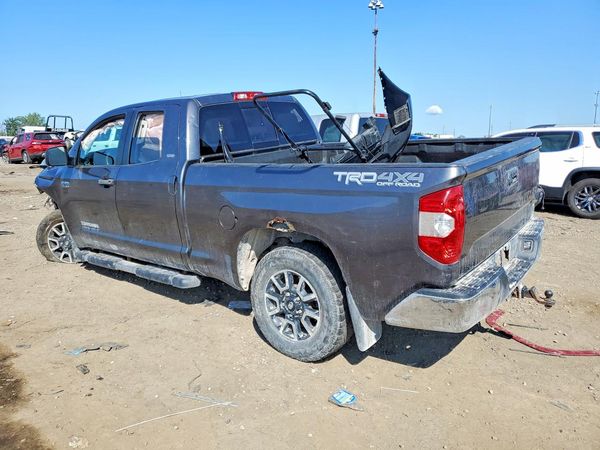 2015 TOYOTA TUNDRA SR5 Grade