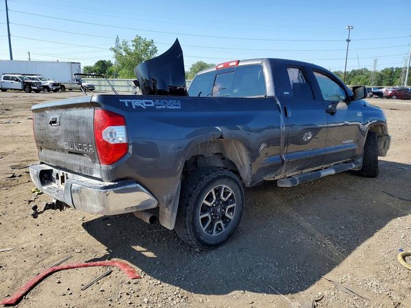 2015 TOYOTA TUNDRA SR5 Grade
