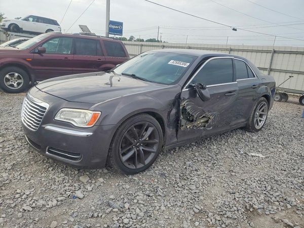 2014 CHRYSLER 300
