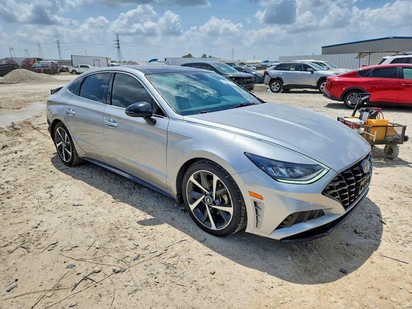 2021 HYUNDAI SONATA