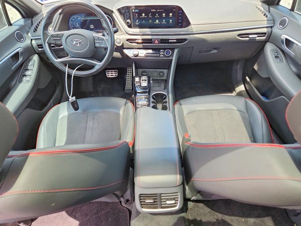 2021 HYUNDAI SONATA