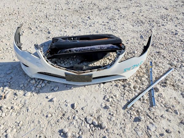 2015 MERCEDES-BENZ E E400