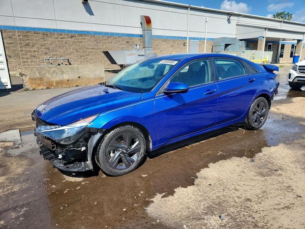 2021 HYUNDAI ELANTRA
