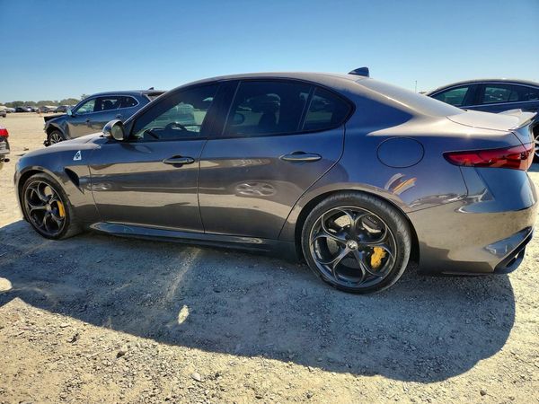 2017 ALFA ROMEO GIULIA QUADRIFOGLIO RWD