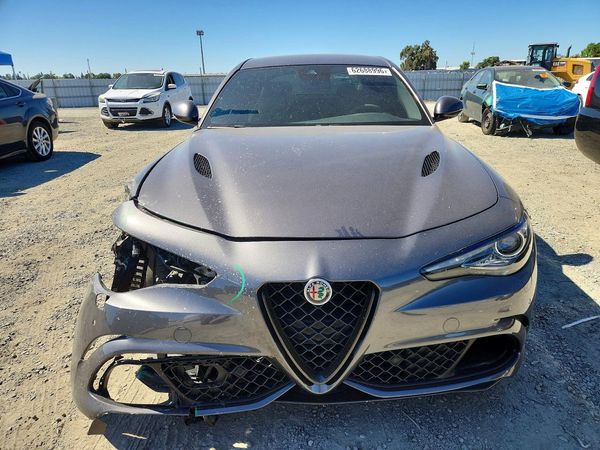 2017 ALFA ROMEO GIULIA QUADRIFOGLIO RWD