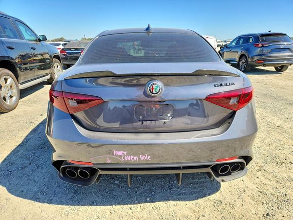 2017 ALFA ROMEO GIULIA QUADRIFOGLIO RWD