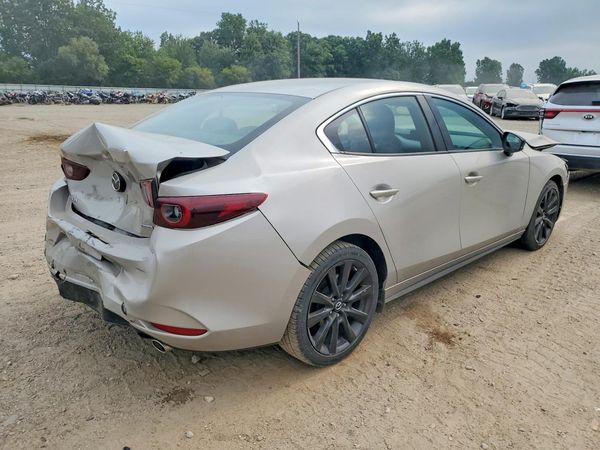 2024 MAZDA 3 Select Sport Package