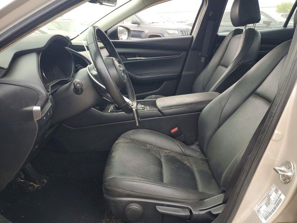 2024 MAZDA 3 Select Sport Package