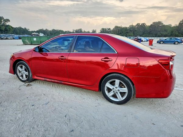 2013 TOYOTA CAMRY