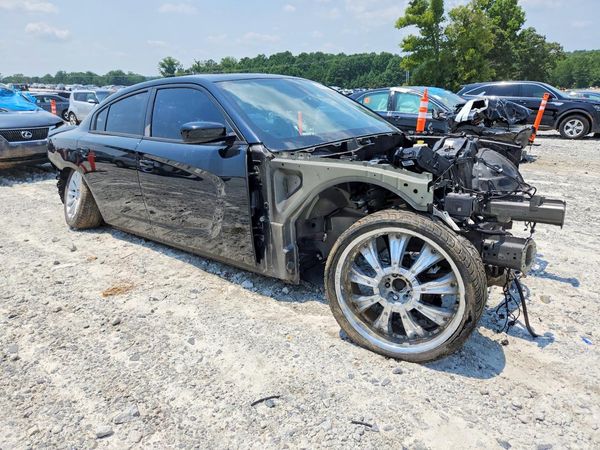 2018 DODGE CHARGER R/T 392 — Passenger 3/4