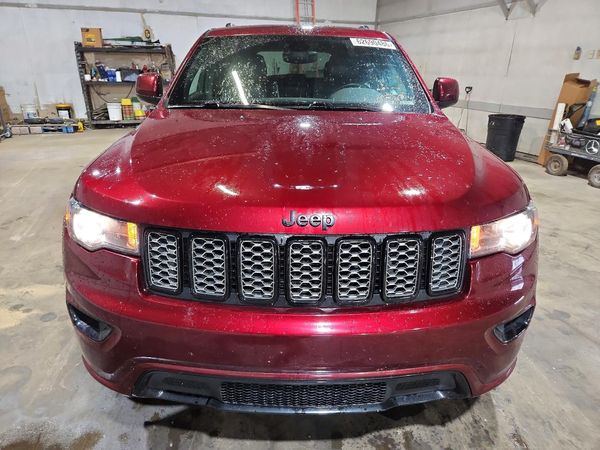 2017 JEEP GRAND CHEROKEE LAREDO 4X4