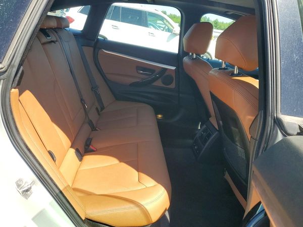 2017 BMW 330 xDrive GT