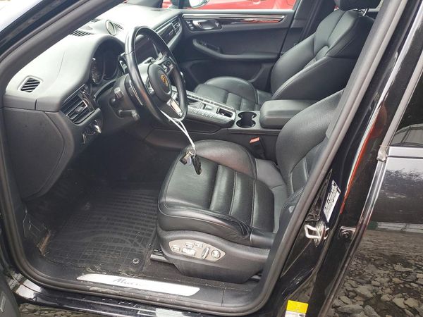 2021 PORSCHE MACAN S