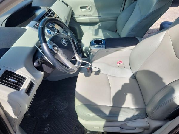 2013 TOYOTA PRIUS — DENT