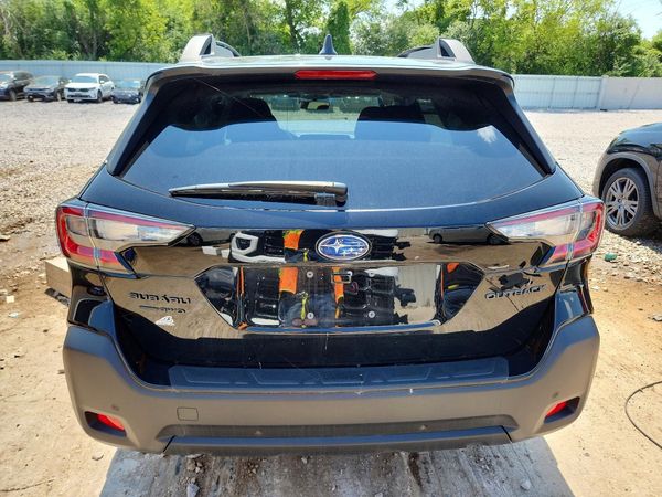 2025 SUBARU OUTBACK