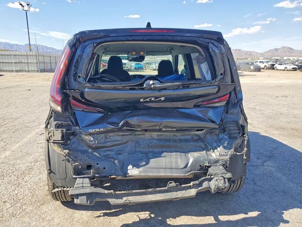 2024 KIA SOUL LX, S