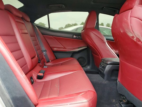2016 LEXUS IS 300