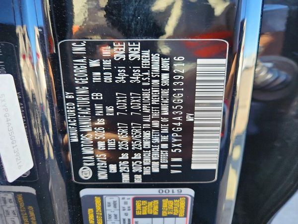 2016 KIA SORENTO L / LX