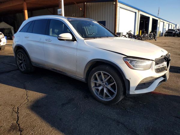 2020 MERCEDES-BENZ GLC GLC300-4M