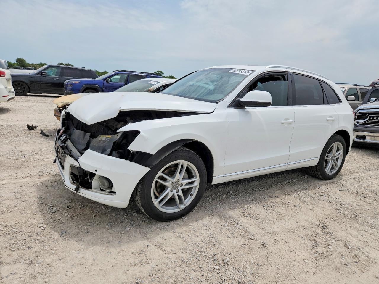2014 AUDI Q5 Premium Plus