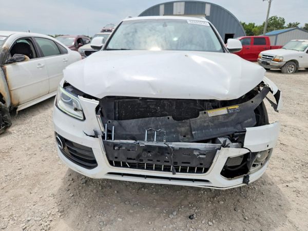 2014 AUDI Q5 Premium Plus