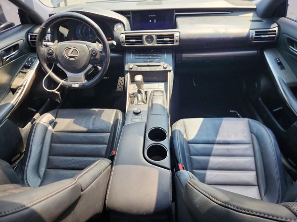 2016 LEXUS IS 300