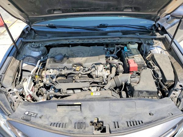 2018 TOYOTA CAMRY L/LE/SE/XLE — Engine bay