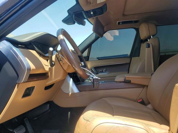 2025 LAND ROVER RANGE ROVER SE