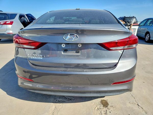 2018 HYUNDAI ELANTRA