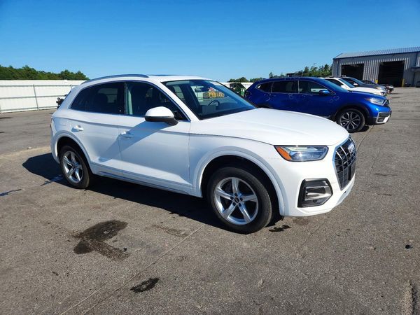 2021 AUDI Q5 quattro Premium