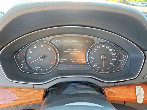 2021 AUDI Q5 quattro Premium