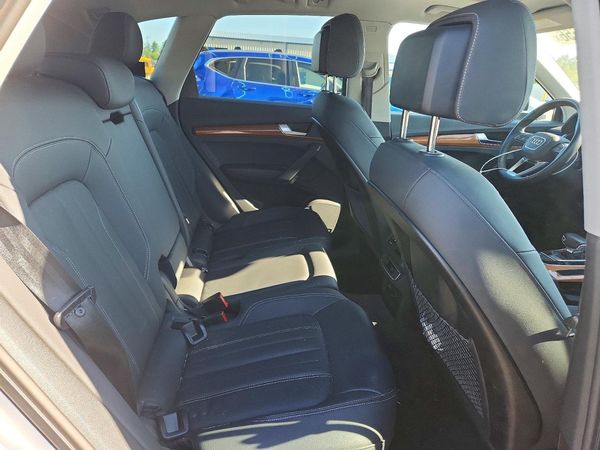 2021 AUDI Q5 quattro Premium