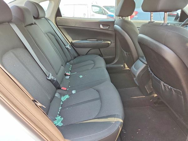 2016 KIA OPTIMA GL