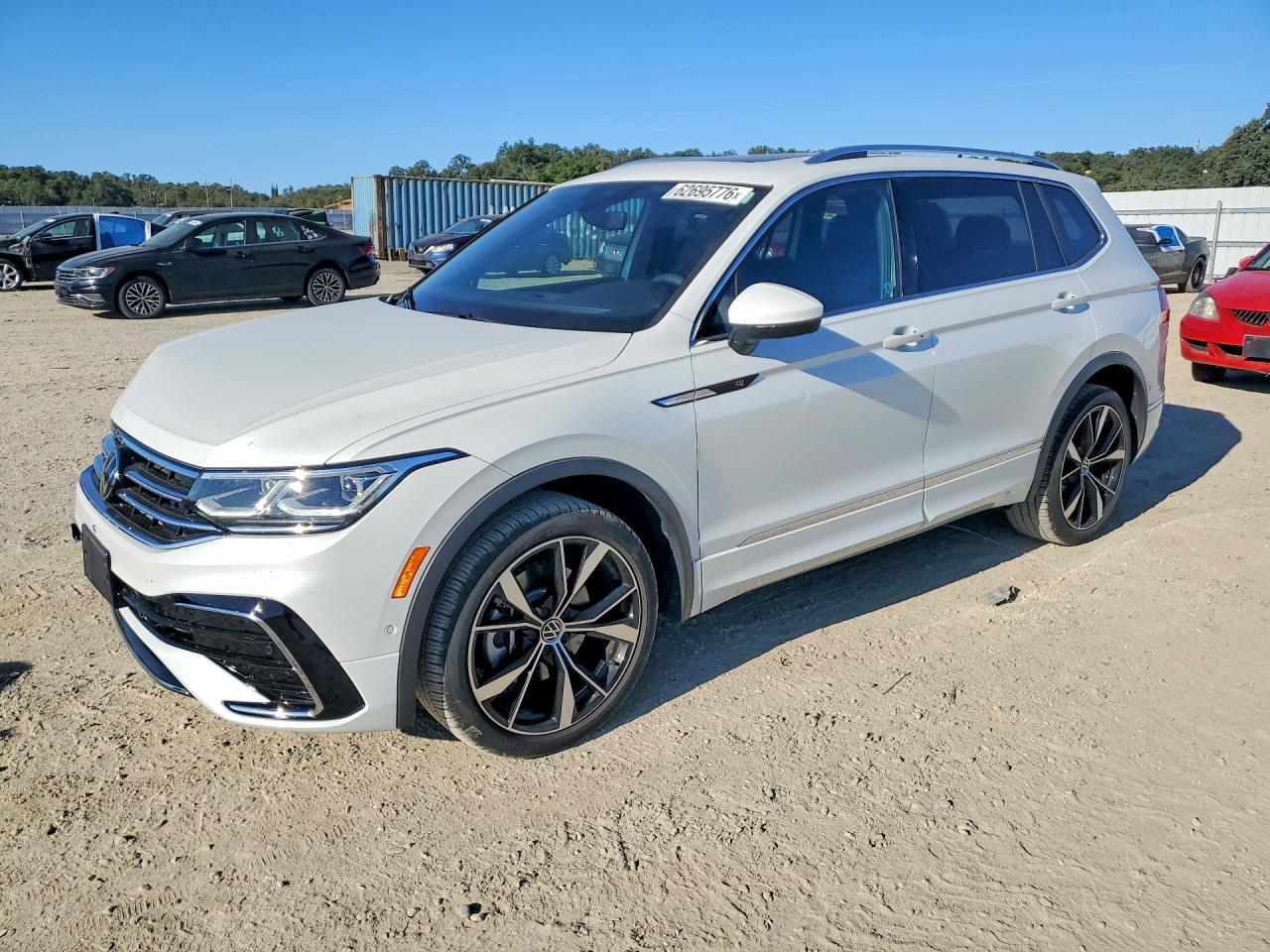 2024 VOLKSWAGEN TIGUAN 4Motion SEL R-Line Black
