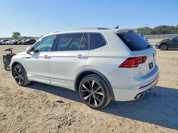 2024 VOLKSWAGEN TIGUAN 4Motion SEL R-Line Black