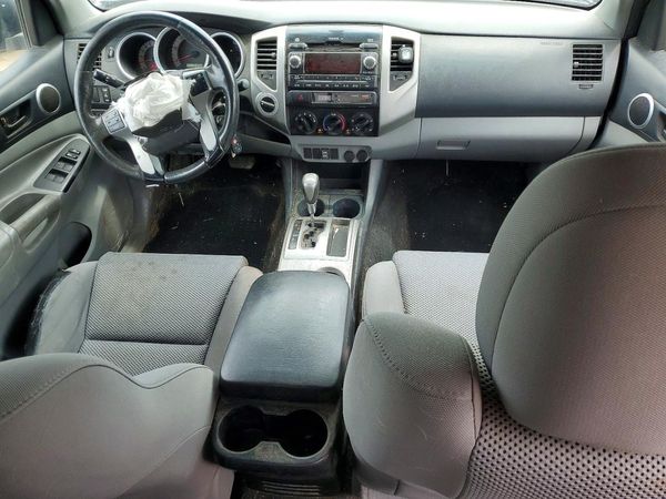 2012 TOYOTA TACOMA