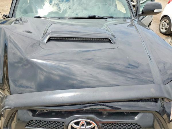 2012 TOYOTA TACOMA