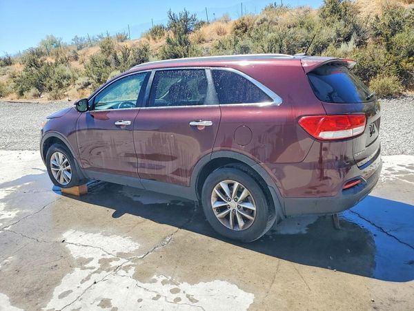 2017 KIA SORENTO L, LX