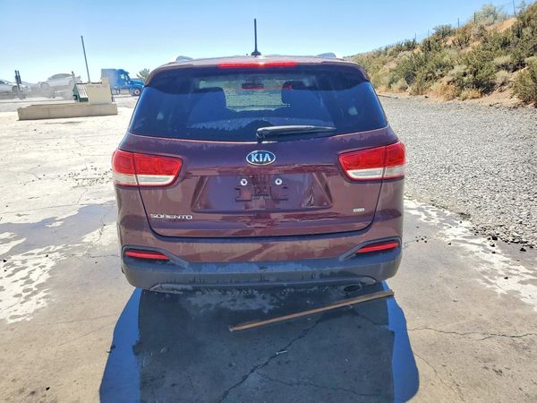 2017 KIA SORENTO L, LX