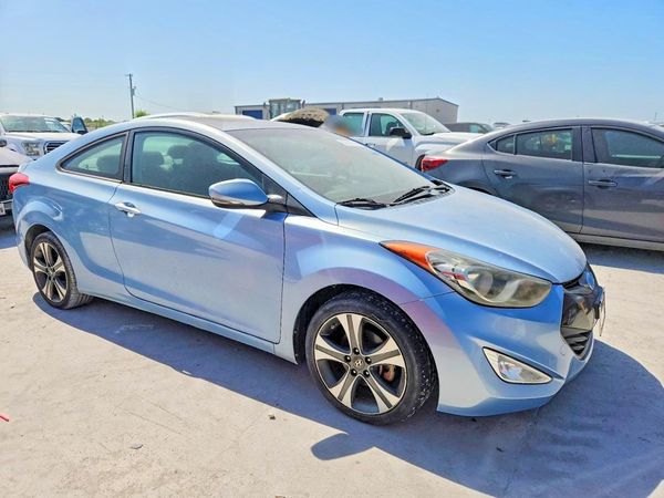 2013 HYUNDAI ELANTRA — Passenger 3/4
