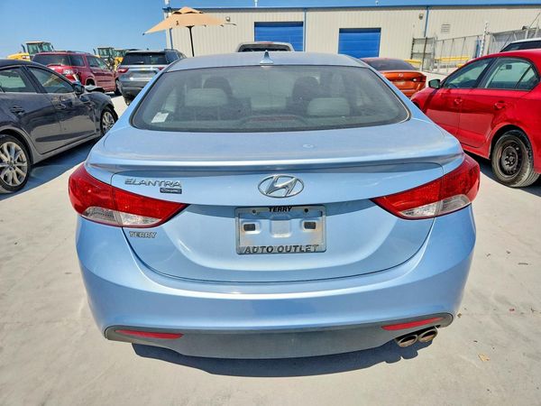 2013 HYUNDAI ELANTRA — DIRR